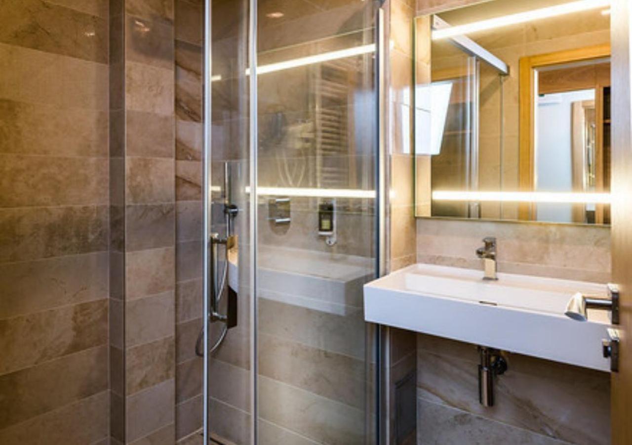 Hotel Galeria Thermal Bešeňová 外观 照片