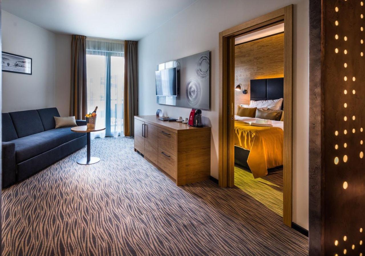 Hotel Galeria Thermal Bešeňová 外观 照片