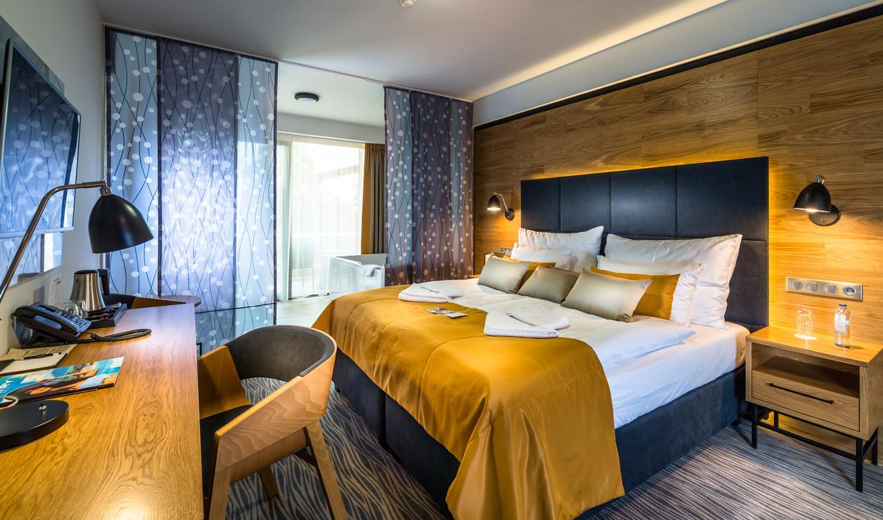 Hotel Galeria Thermal Bešeňová 外观 照片
