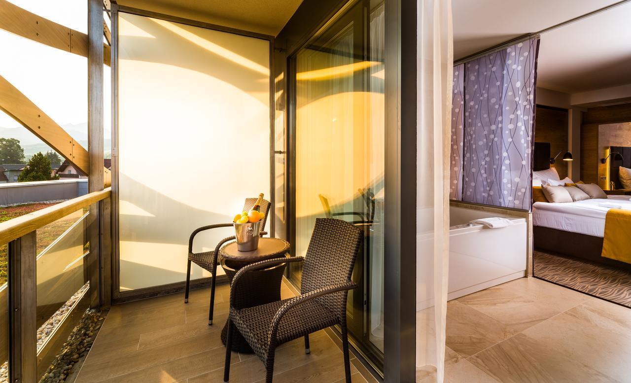 Hotel Galeria Thermal Bešeňová 外观 照片
