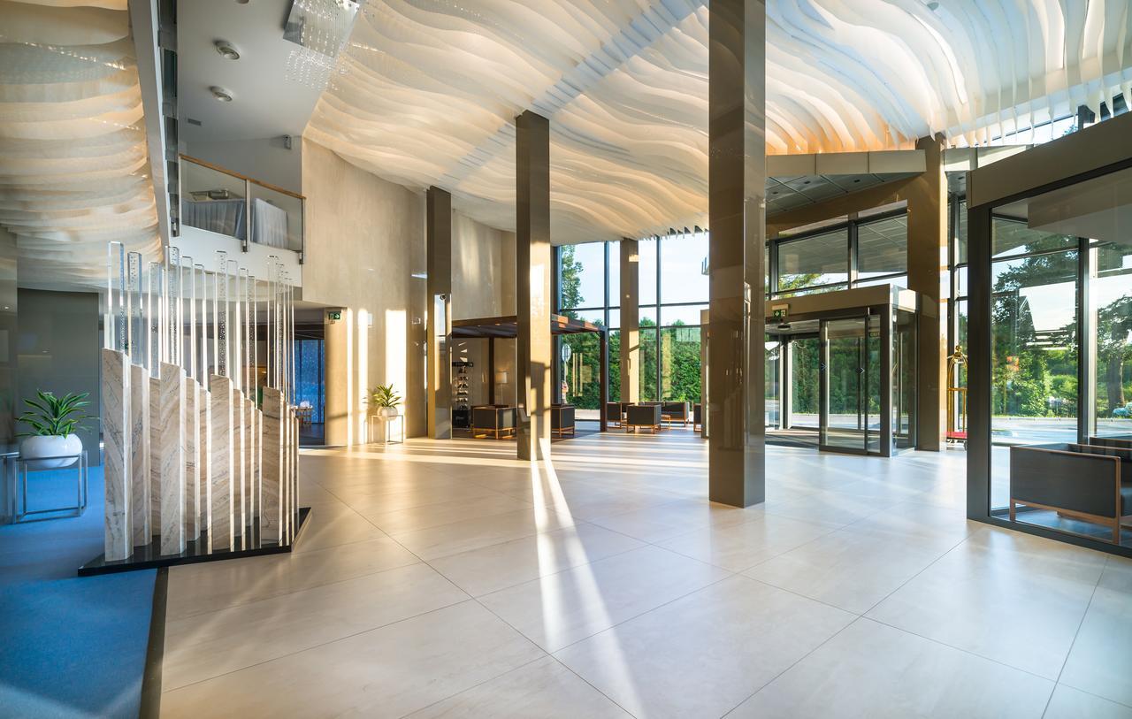 Hotel Galeria Thermal Bešeňová 外观 照片